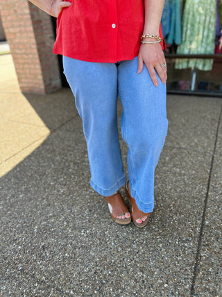 Light Wash Square Pocket Cropped Pant