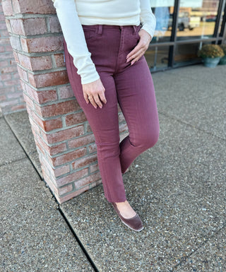 HR Merlot Raw Hem Slim Straight Crop