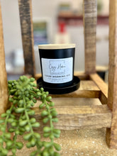 Load image into Gallery viewer, Wooden Wick Soy Candle 8oz