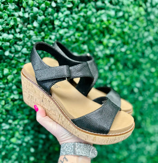 Five O'Clock Somewhere Wedge