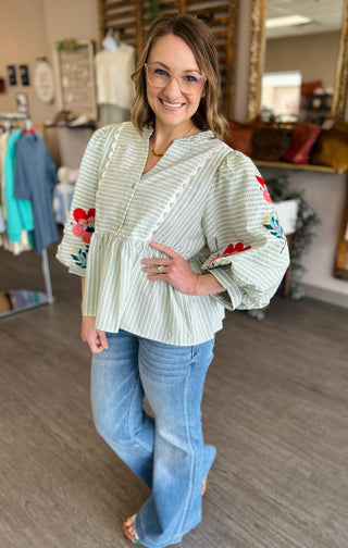 Blooming Breeze Puff Sleeve Top