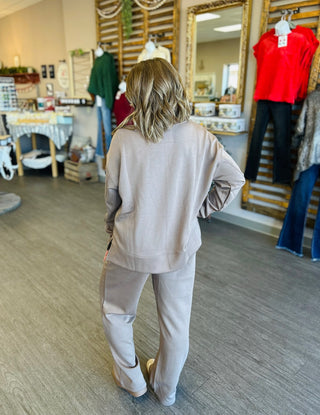 Cloud Nine Taupe Straight Leg Set