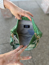 Load image into Gallery viewer, Woven Bum Bag