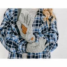 Load image into Gallery viewer, Solid Cable Knit Gloves