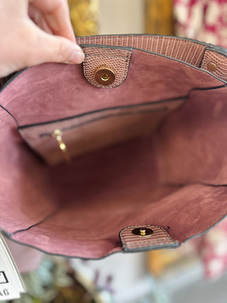 Mauve Textured 2-in-1 Bucket Bag w/ Guitar Strap