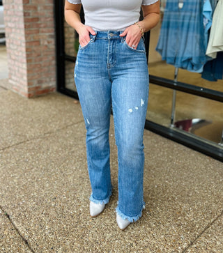 Medium Highrise Frayed Bootcut