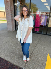 Load image into Gallery viewer, Buttercream Dream Button Up Top