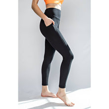 Load image into Gallery viewer, Black High Waisted Side Pocket Butter Leggings