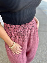 Load image into Gallery viewer, Mauve Chic Printed Wide Leg Pants