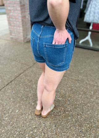 Dark Square Pocket Shorts