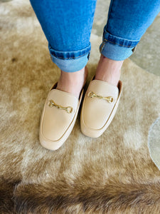 Charmer Flats