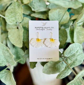 White Wildflower Dangle Earring