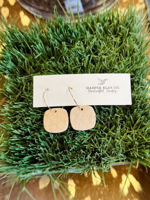 Daisy Dune Earring