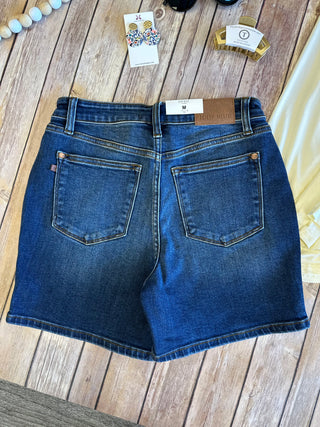 Adjustable Double Button Highrise Shorts product image