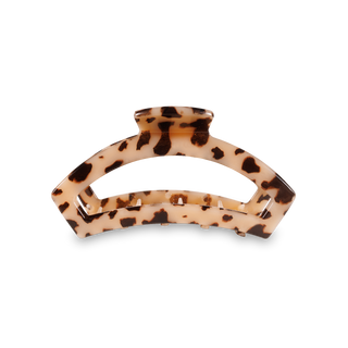 TELETIES open hair clip in tortoiseshell pattern on black background